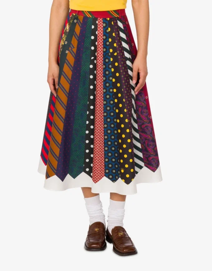 Gonna in gabardine di cotone Archivio Gonna in gabardine di cotone Archivio