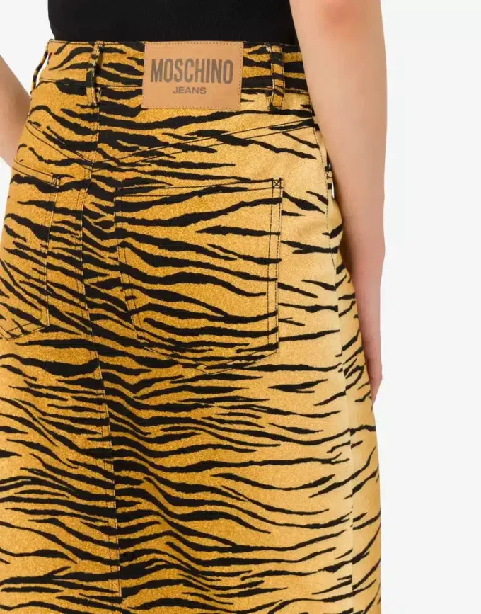Gonna in gabardine di cotone elasticizzato stampato Gonna in gabardine di cotone elasticizzato stampato
