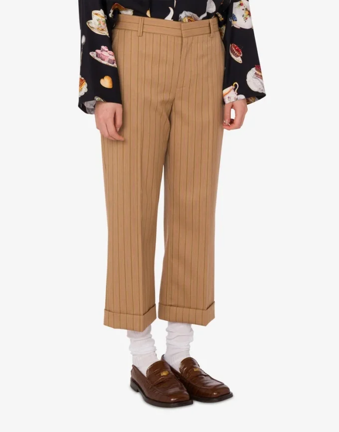 Pantaloni corti in lana Pantaloni corti in lana
