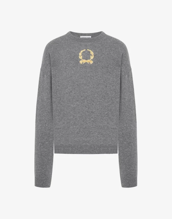 Pullover in lana e cashmere Ricamo con corona di alloro Pullover in lana e cashmere Ricamo con corona di alloro