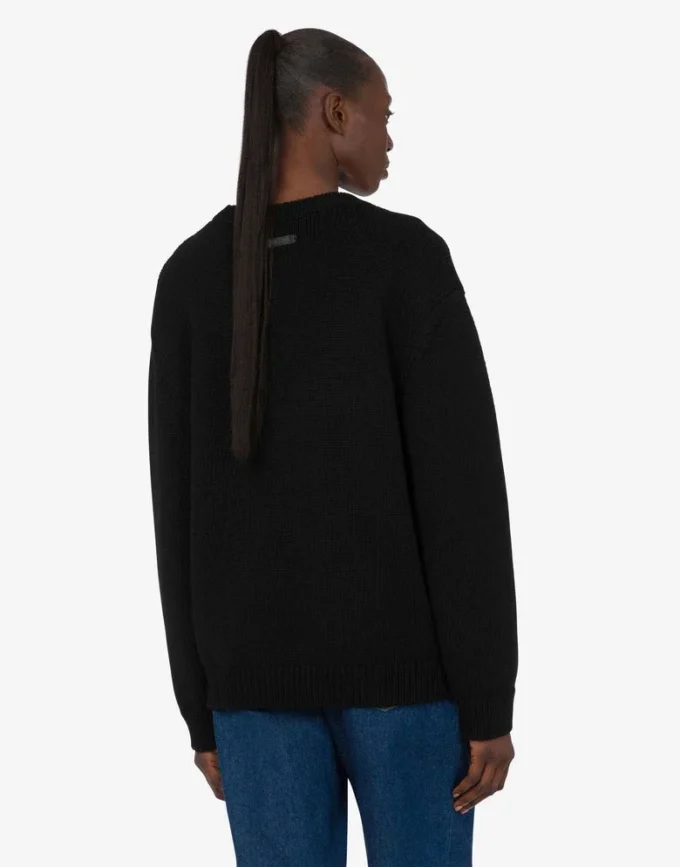 Pullover in lana merino ricamato