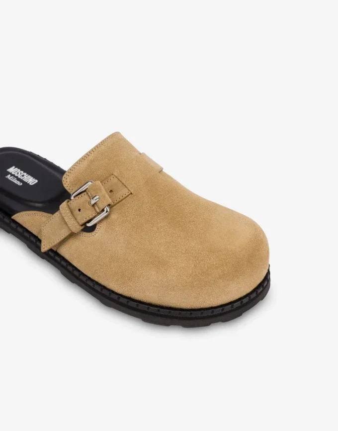 Sabot in pelle scamosciata con cinturino