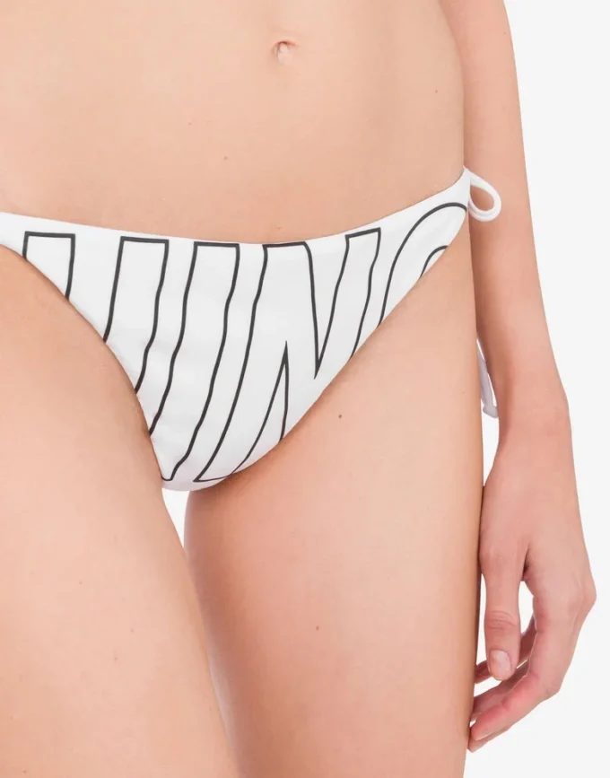 Slip da bagno con logo in gomma e lacci