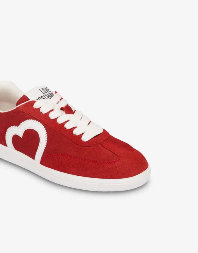 Sneakers in pelle scamosciata Sneakers in pelle scamosciata